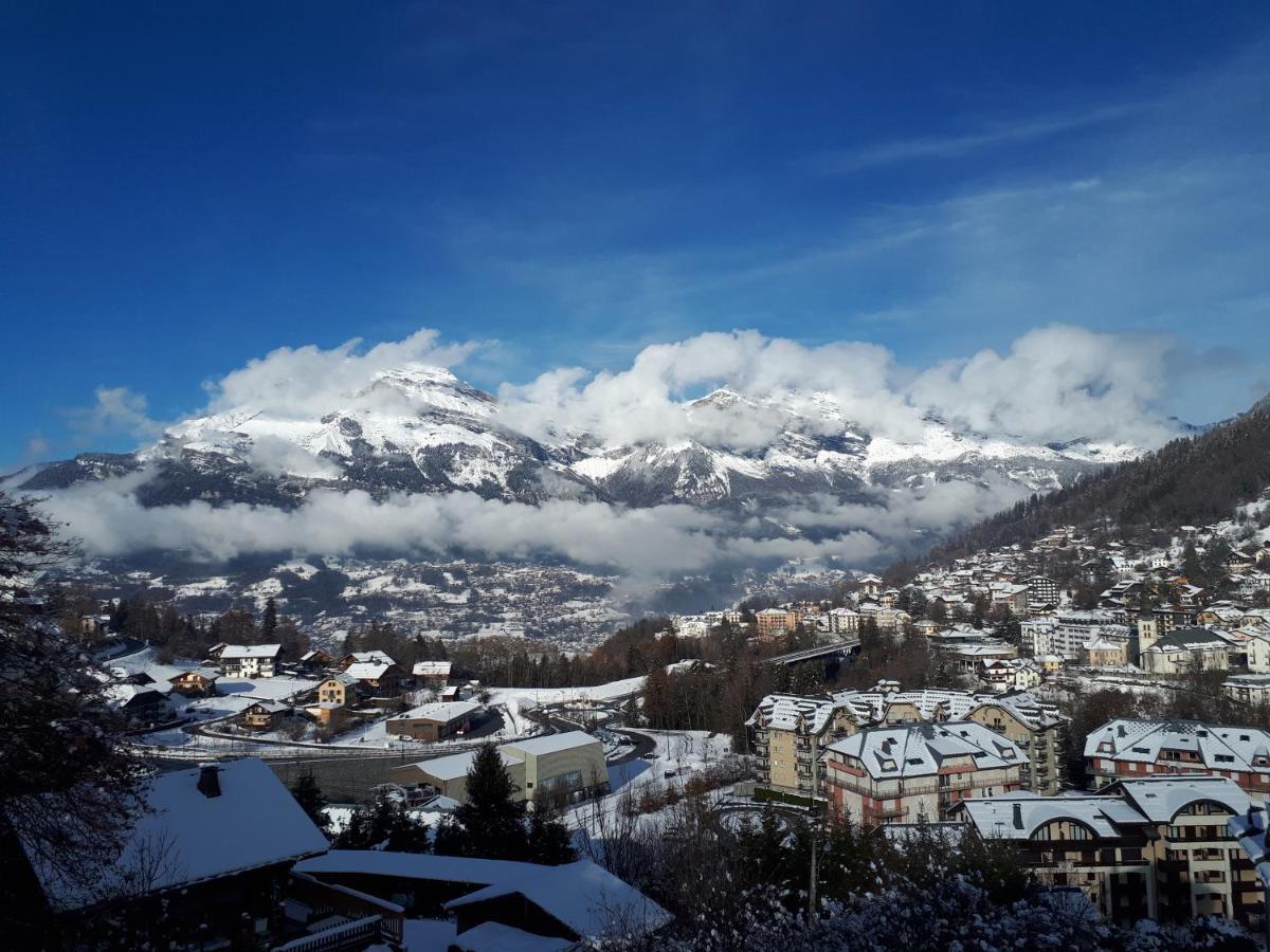 Duplex 6 Pers, Avec 8 Couchages, Garage, Wifi, Calme, Proche Des Pistes, Equipe Et Linges Fournis, Vue Magnifique